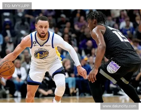 2021年勇士与国王精彩对决中文回放全场集锦与分析