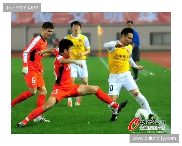 上海申鑫与新疆精彩对决全场录像回放及精彩瞬间分析