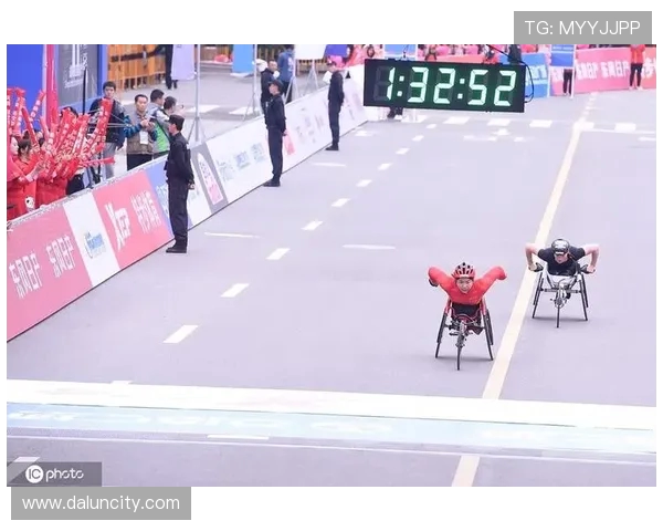 成都街舞队在马拉松大满贯中的精彩表现与比赛经验深度解析